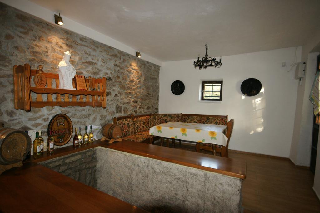 Apartment Vinny Dom Vinicky Buitenkant foto